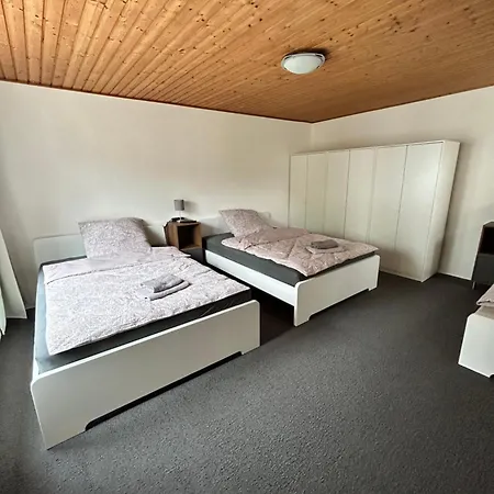 Monteurzimmer, Business-room, 1-bett, 2-bett, 3-bett, Kueche, Smart-tv